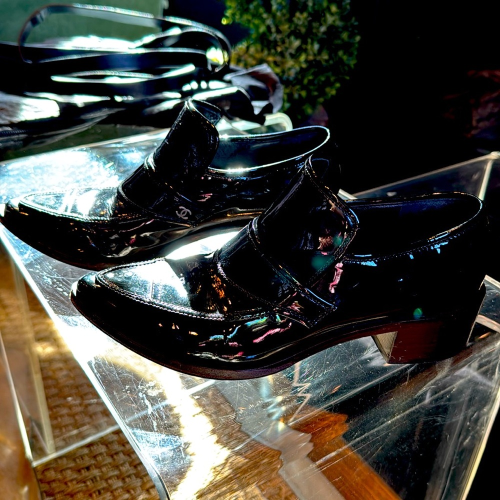Chanel bootie, patent leather 37.5